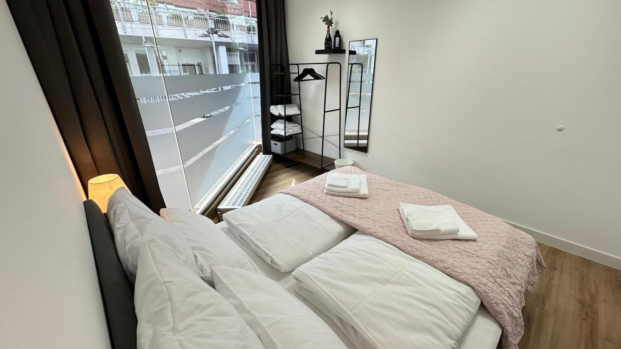 Das Loft - Sauna - 4 Schlafzimmer - 2 Baeder - Stadtmitte - 2 Parkplaetze Шпейер Экстерьер фото
